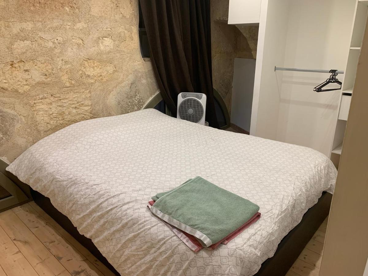 Appartement Cosy Avec Climatisation Et Patio Centre Historique De Bordéus Exterior foto